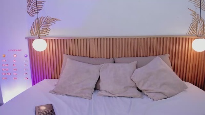 mia_lenss live cam on Cam4
