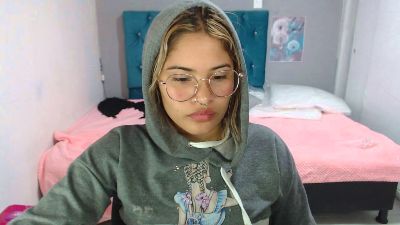 mia_sexgirl live cam on Cam4
