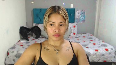 mia_sexgirl live cam on Cam4