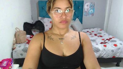mia_sexgirl live cam on Cam4