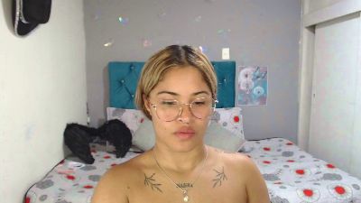 mia_sexgirl live cam on Cam4