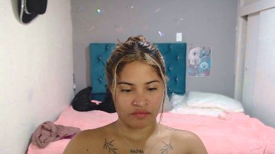 mia_sexgirl live cam on Cam4
