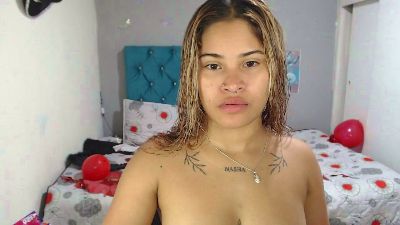 mia_sexgirl live cam on Cam4