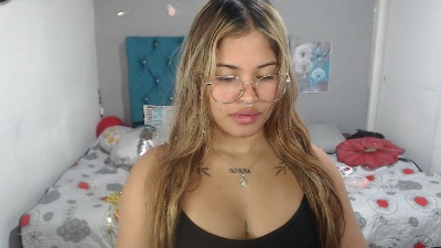 mia_sexgirl live cam on Cam4