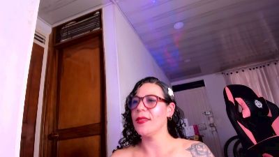 mia_velvet1 live cam on Cam4