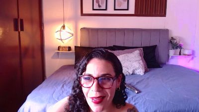 mia_velvet1 live cam on Cam4