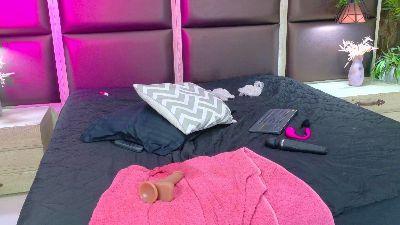 mia_venon live cam on Cam4