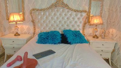 mia_venon live cam on Cam4
