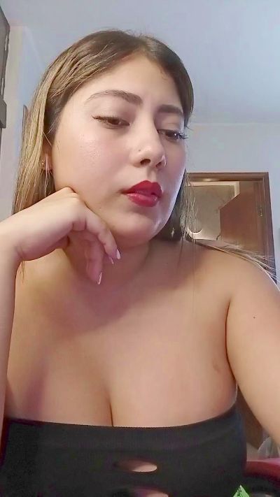 miaa_kimm4 live cam on Cam4