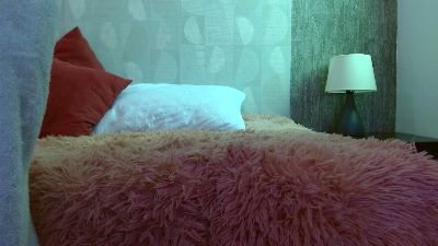 miacastellanos_ live cam on Cam4