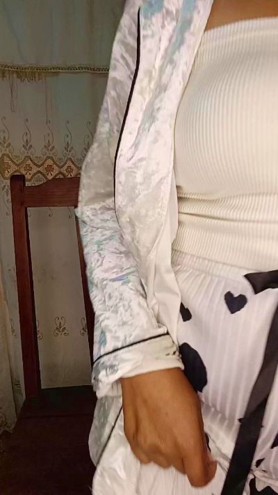 miah_dance live cam on Cam4