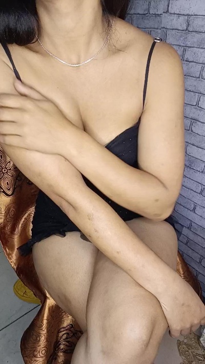 miah_hx live cam on Cam4