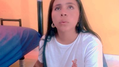 miajuice18 live cam on Cam4
