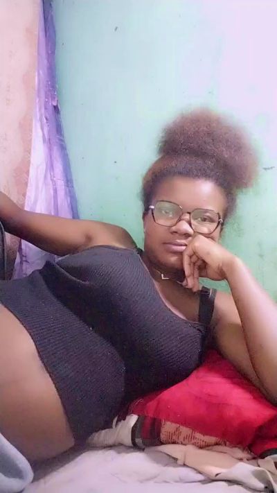 mialisoa3 live cam on Cam4