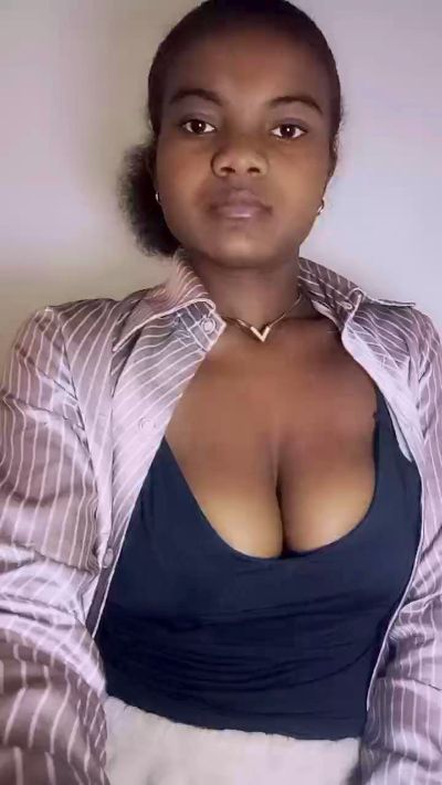 mialisoa3 live cam on Cam4