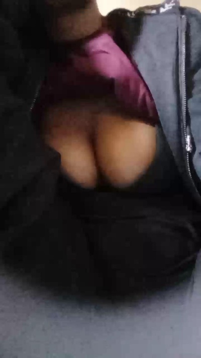 mialisoa3 live cam on Cam4