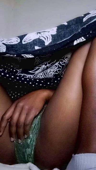 mialisoa3 live cam on Cam4