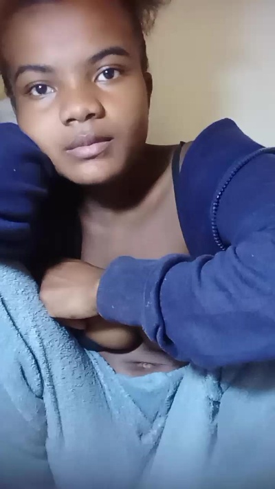 mialisoa3 live cam on Cam4