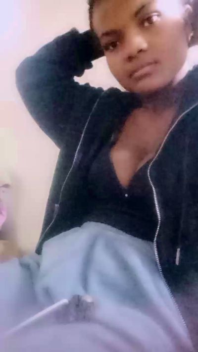 mialisoa3 live cam on Cam4