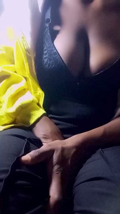 mialisoa3 live cam on Cam4