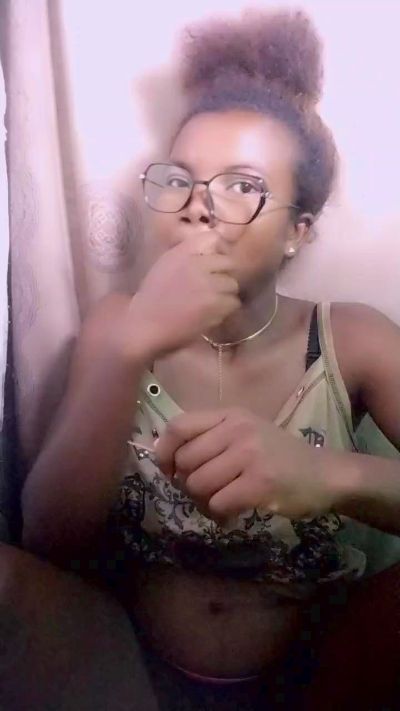 mialisoa3 live cam on Cam4