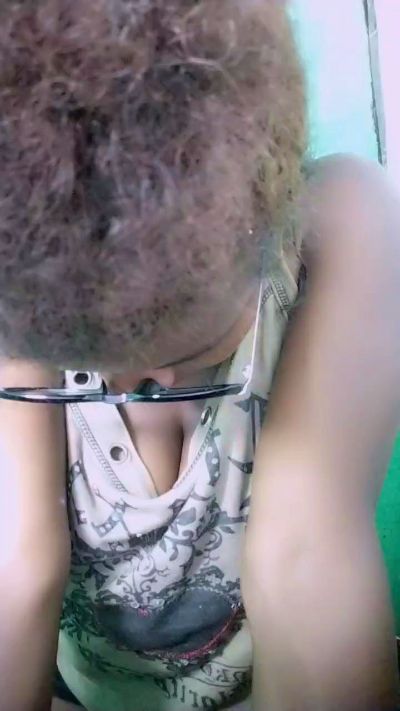 mialisoa3 live cam on Cam4