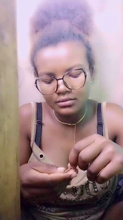 mialisoa3 live cam on Cam4