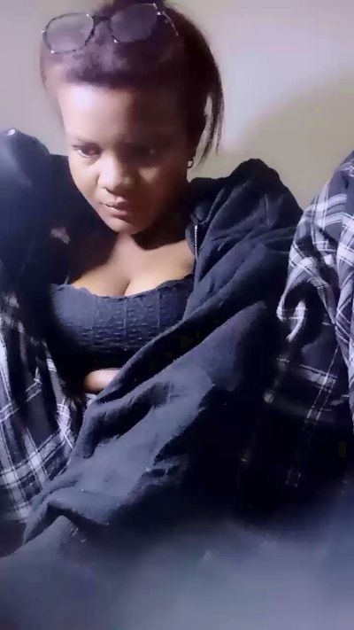 mialisoa3 live cam on Cam4