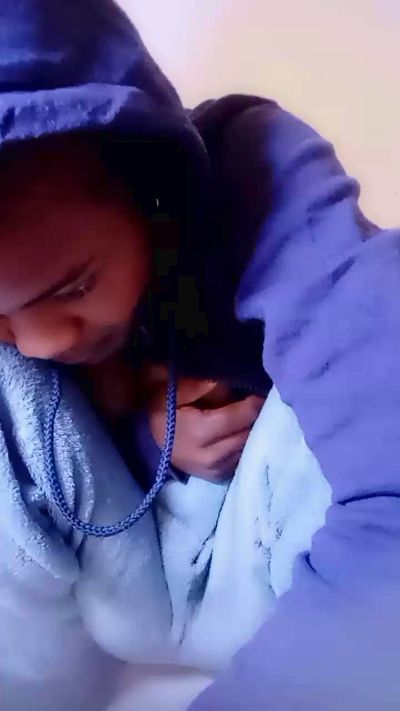 mialisoa3 live cam on Cam4