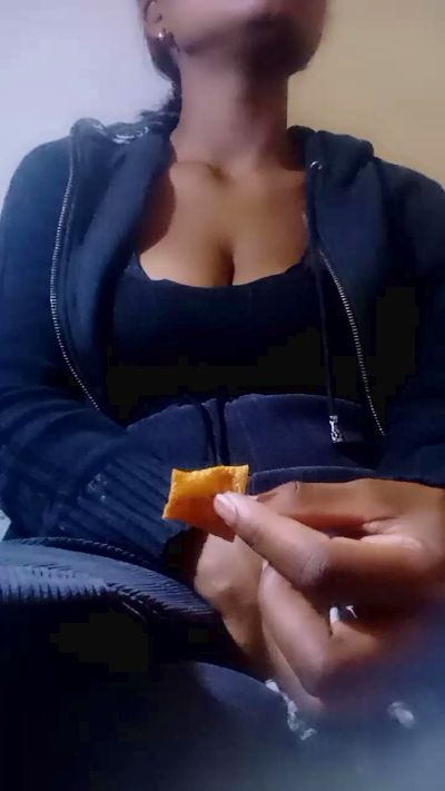 mialisoa3 live cam on Cam4