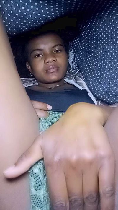 mialisoa3 live cam on Cam4