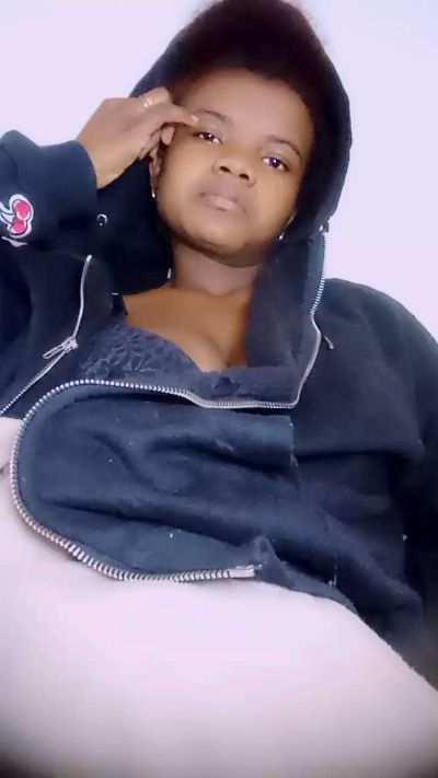 mialisoa3 live cam on Cam4