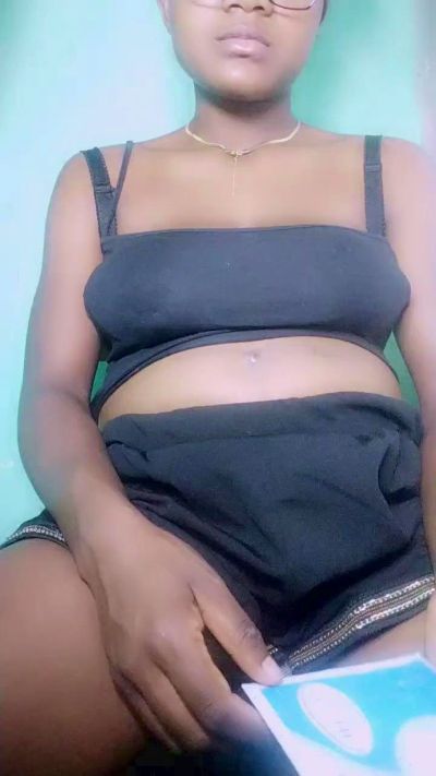 mialisoa3 live cam on Cam4