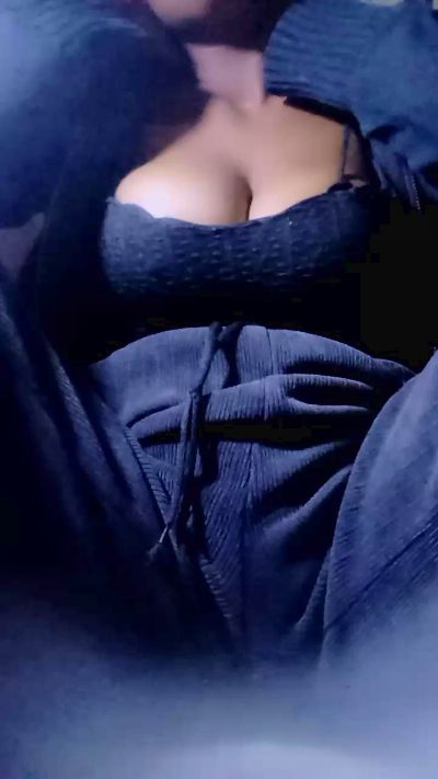 mialisoa3 live cam on Cam4