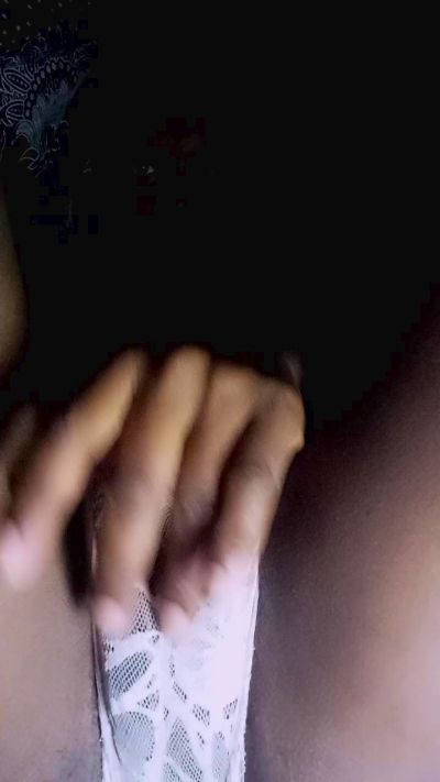 mialisoa3 live cam on Cam4