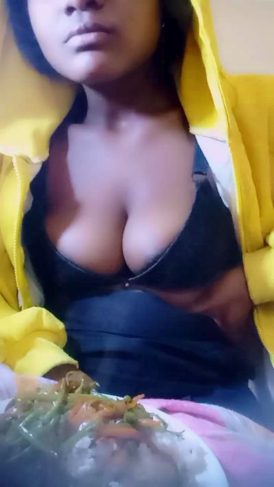mialisoa3 live cam on Cam4
