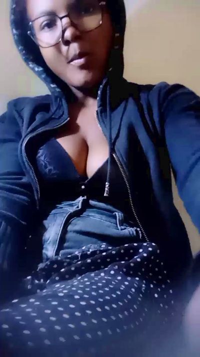 mialisoa3 live cam on Cam4