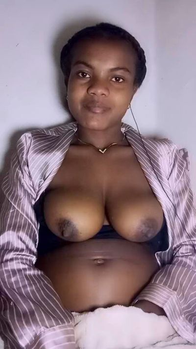 mialisoa3 live cam on Cam4