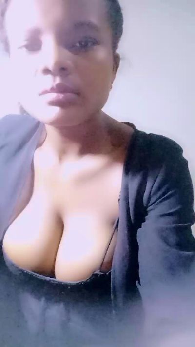 mialisoa3 live cam on Cam4