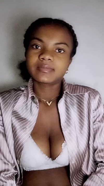 mialisoa3 live cam on Cam4