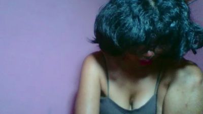 miawinders4 live cam on Cam4