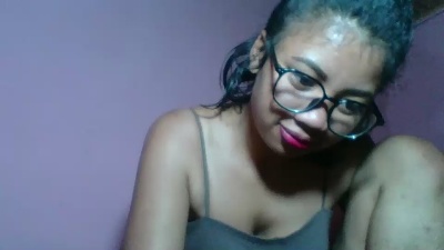 miawinders4 live cam on Cam4