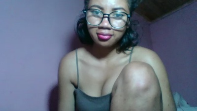 miawinders4 live cam on Cam4