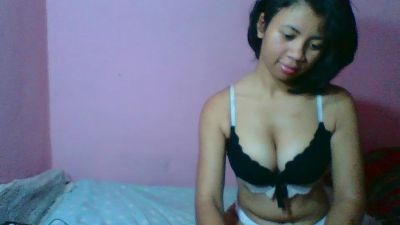 miawinders4 live cam on Cam4