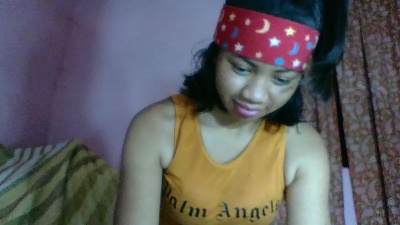 miawinders4 live cam on Cam4