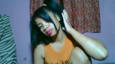 miawinders4 live cam on Cam4