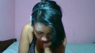 miawinders4 live cam on Cam4