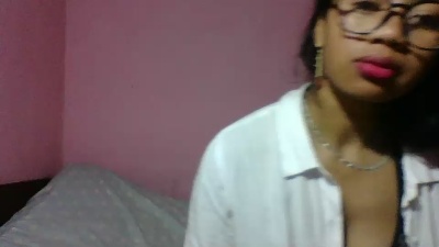 miawinders4 live cam on Cam4