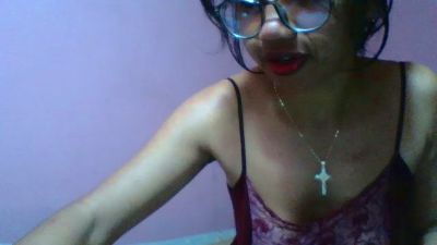 miawinders4 live cam on Cam4
