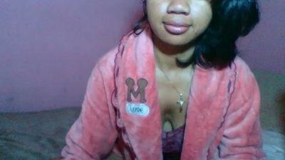 miawinders4 live cam on Cam4